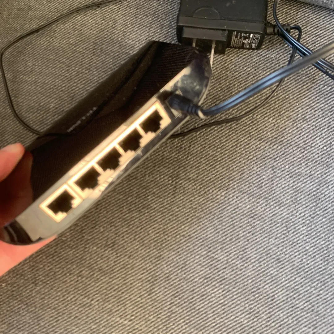 Ethernet Router Splitter photo 1