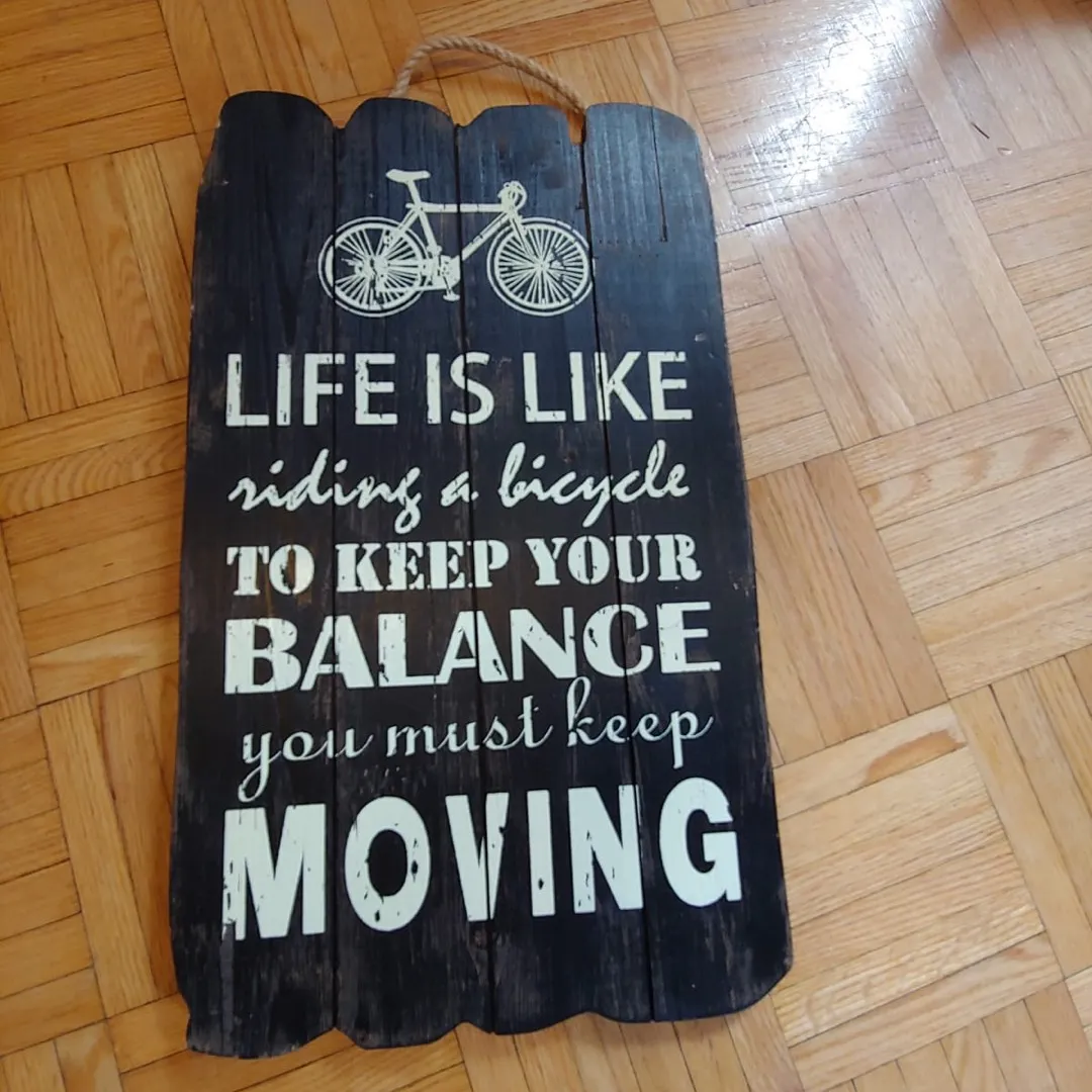 Motivational Hanging Board 15x9” photo 1