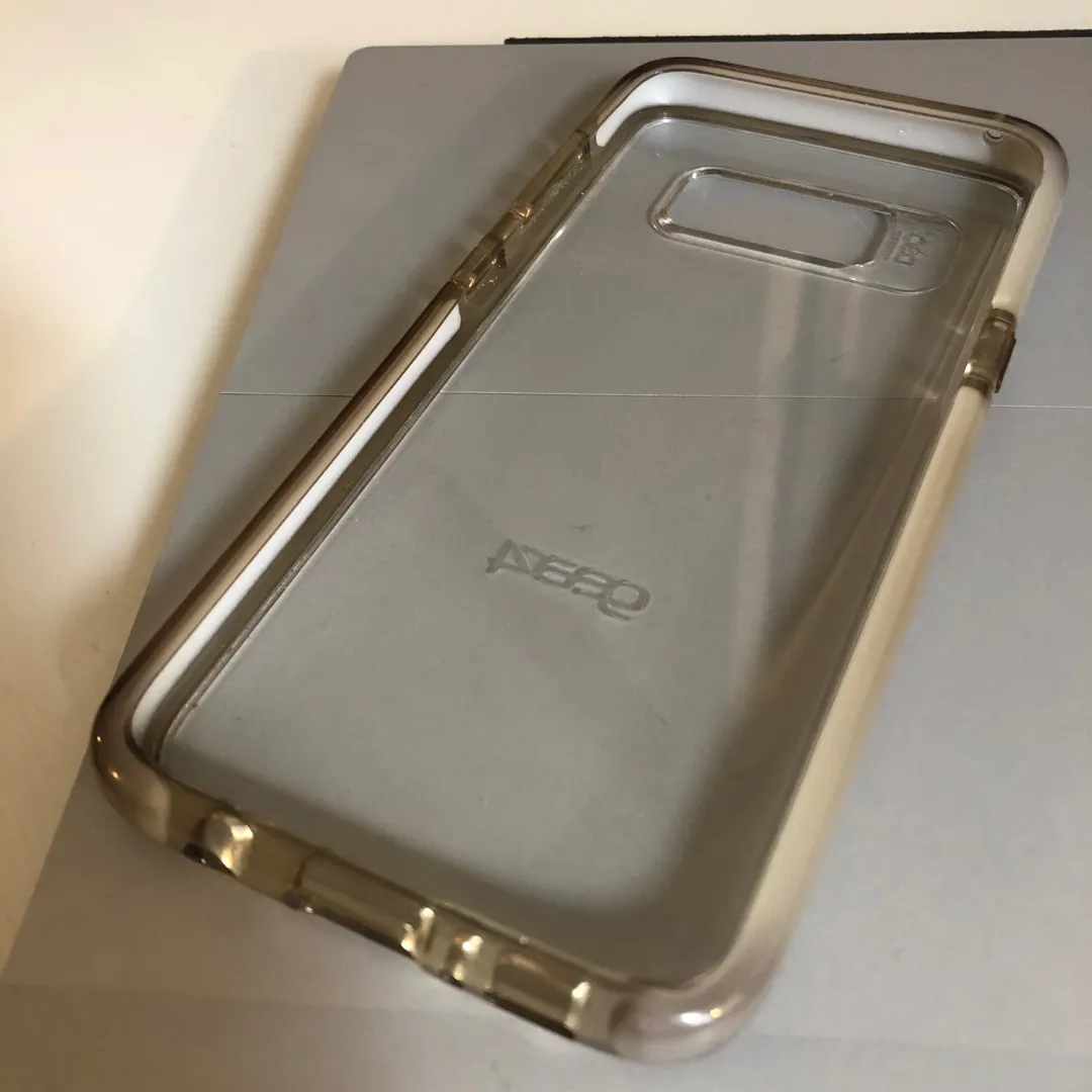 Samsung Galaxy S8 Gear4 Clear Phone Case photo 1