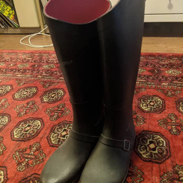 Rubber Rain Boots Size 6 photo 1
