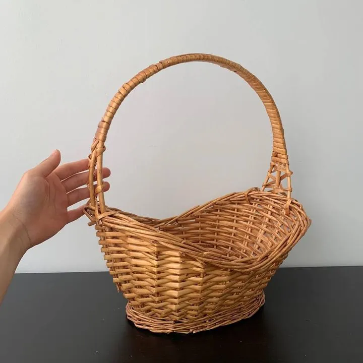 Arch Handle Wicker Basket photo 4
