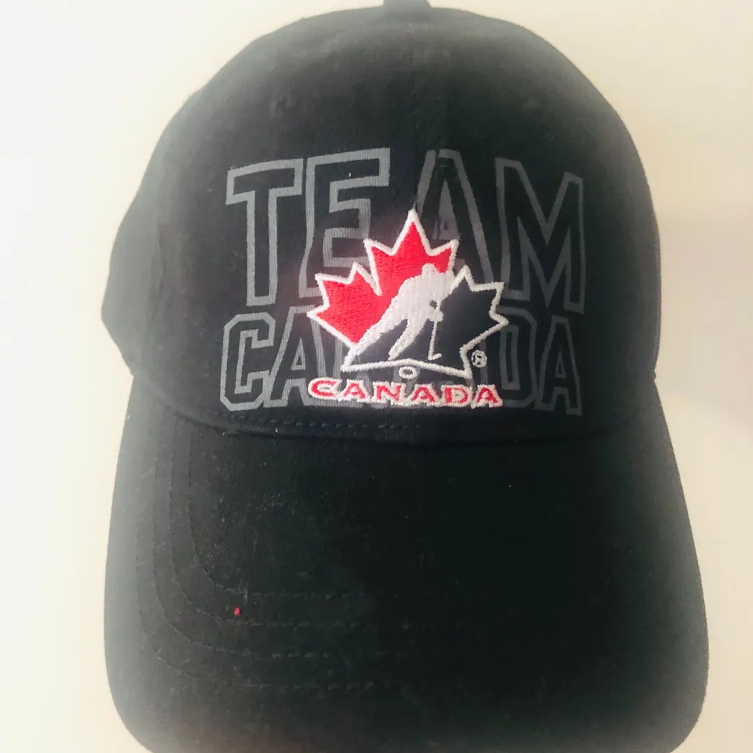 Team Canada Cap photo 1