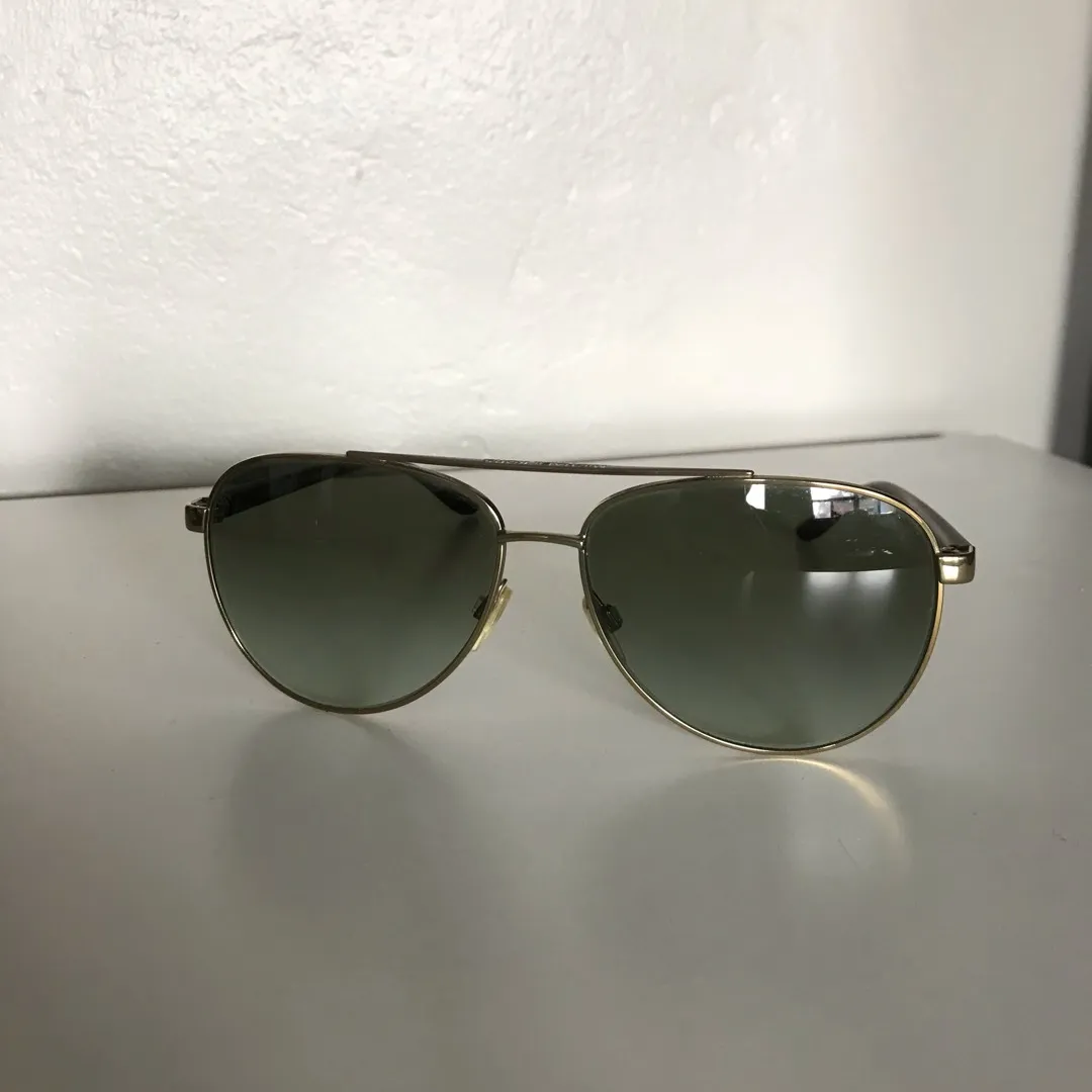 Michael Kors Sunglasses. photo 1