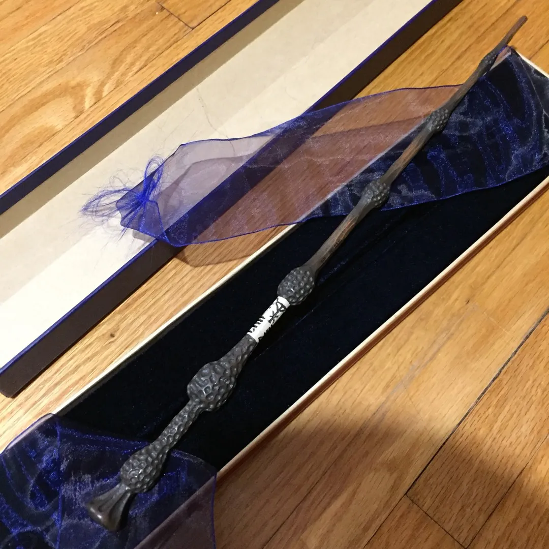 Dumbledore’s wand / Elder wand photo 1