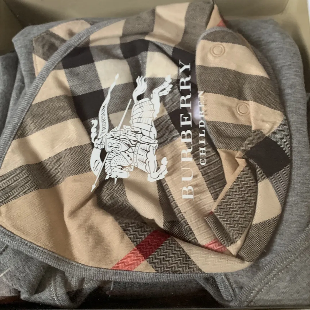 Burberry Kids Outfit photo 1