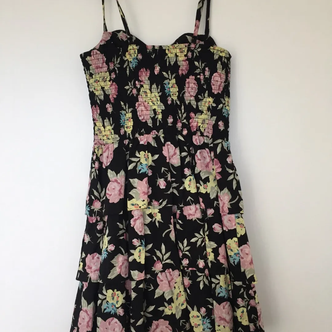 H&M Floral Dress Size 8 photo 3