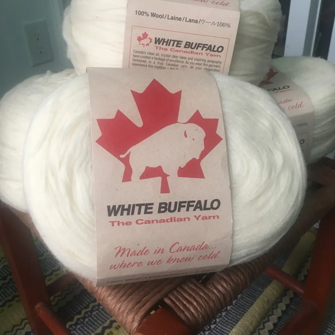 Canadian Wool Yarn - White photo 1
