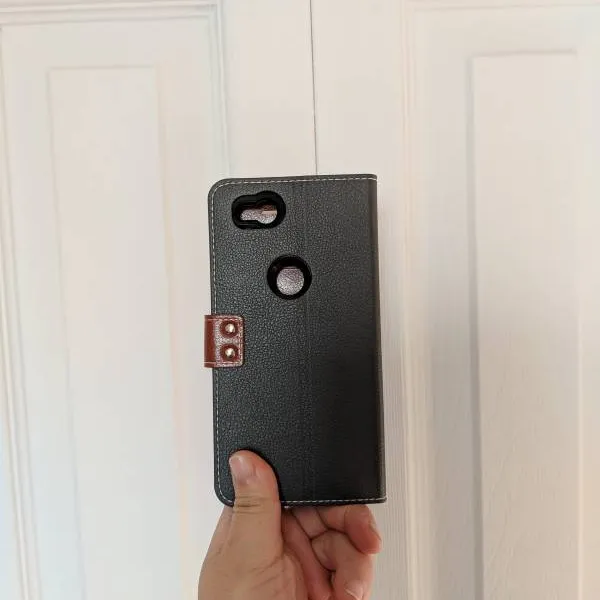 Pixel 2 Wallet Case photo 1