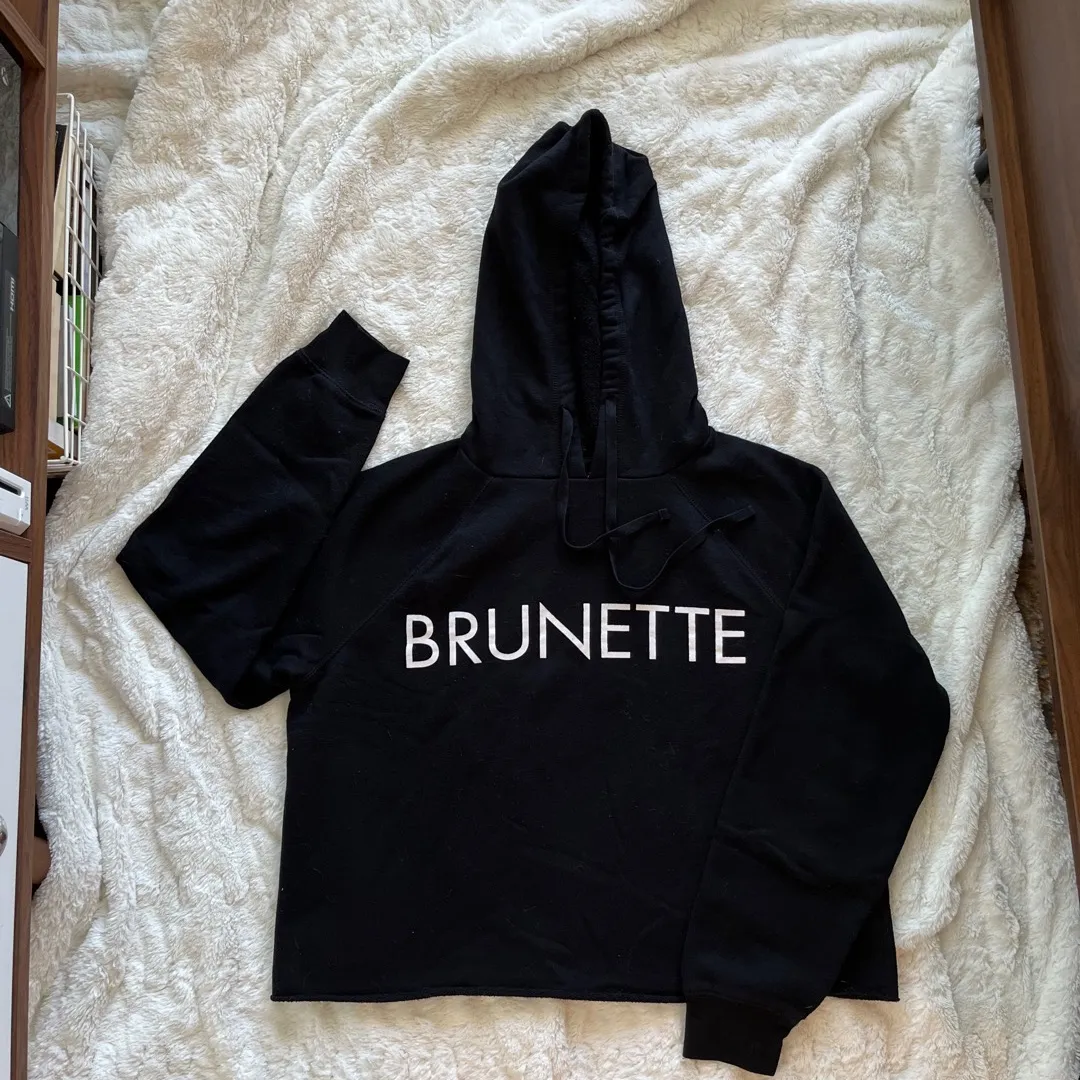 BRUNETTE The Label Cropped Sweater M/L photo 1