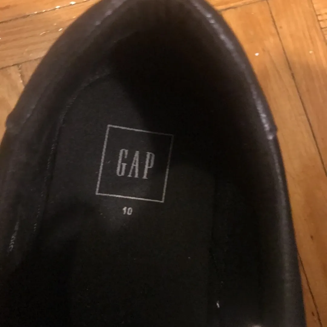 Gap sneakers - Size 10 photo 3