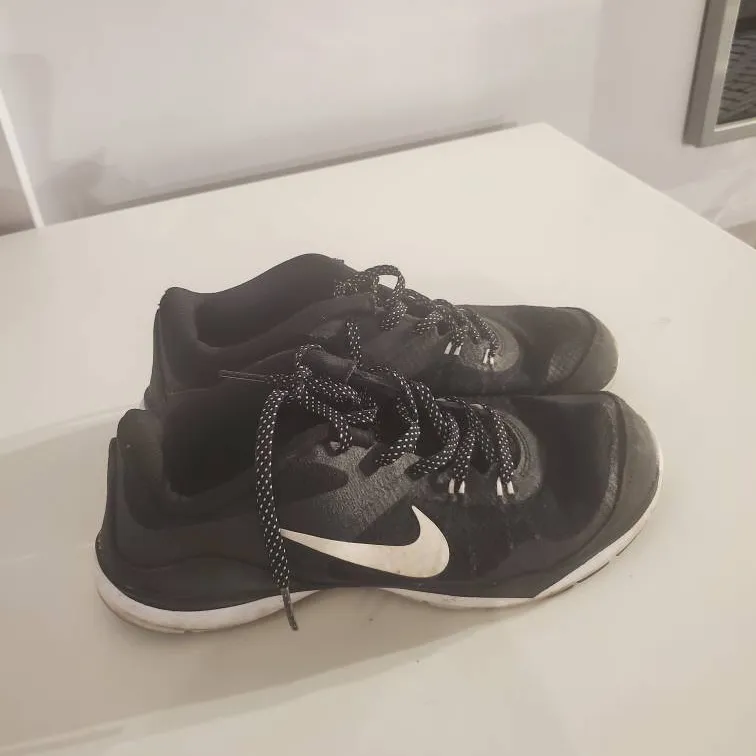 Nike Shoes photo 3