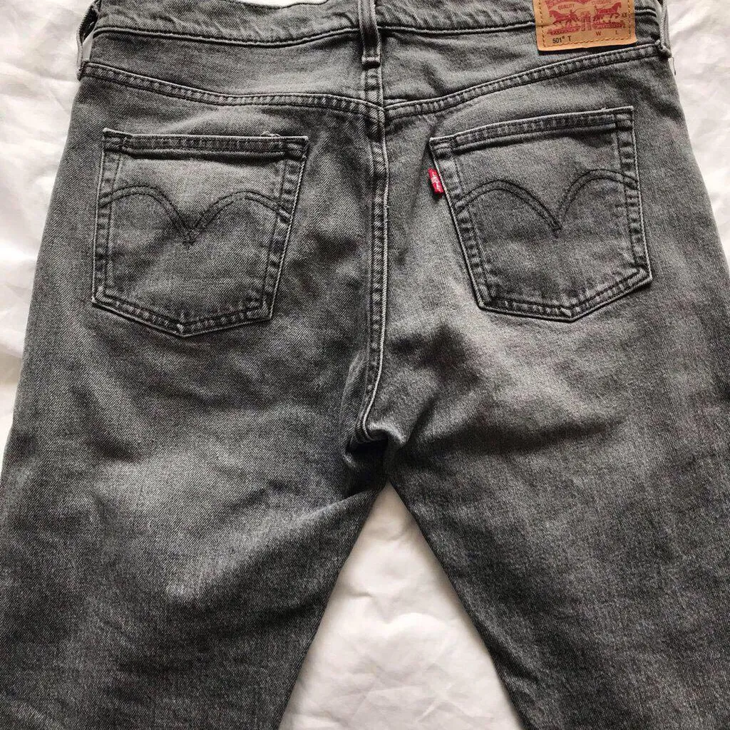 Levi’s 501 Tapered Jeans - 29 photo 4