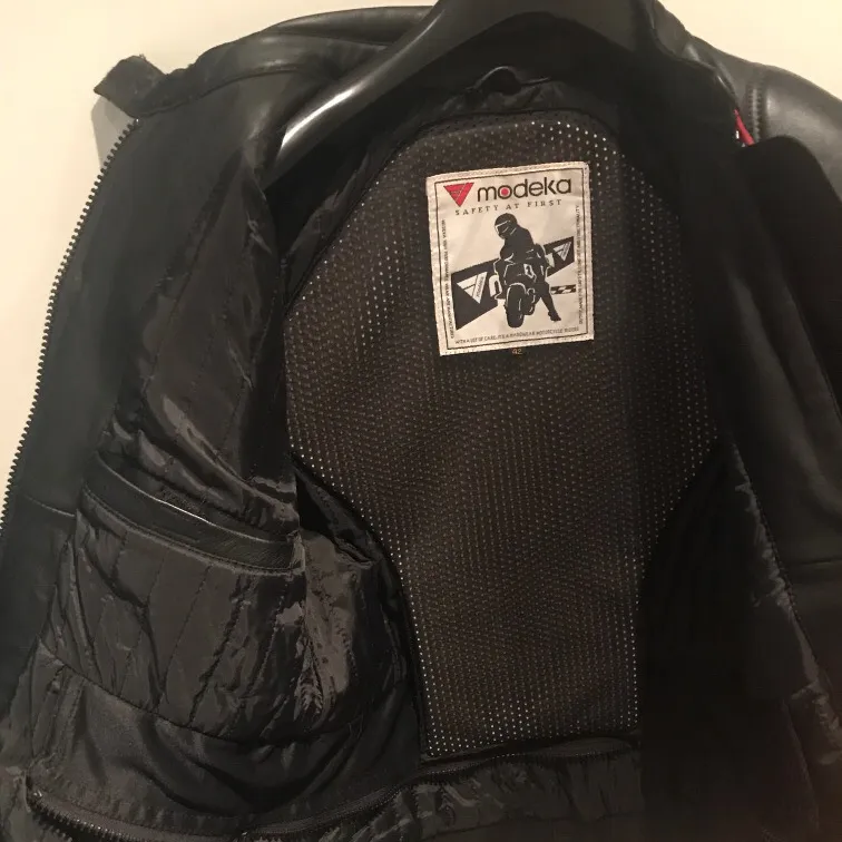 Modeka black and red Leather reflective motorcycle jacket photo 4