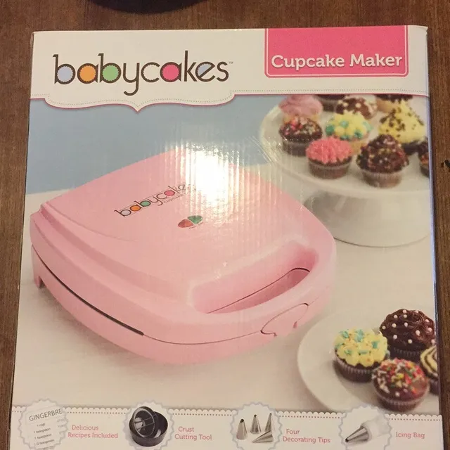 Babycakes Mini Cupcake Maker photo 1