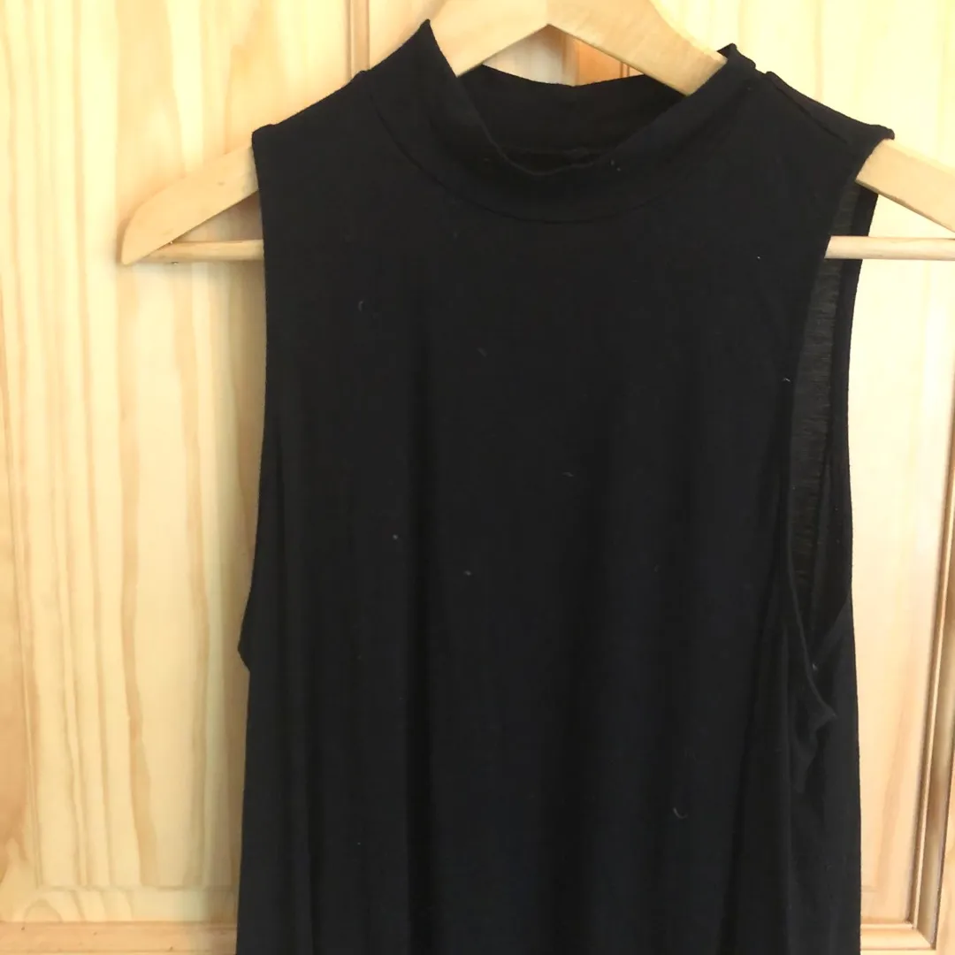 Urban Outfitters High Neck Flouncy Dress - M photo 3