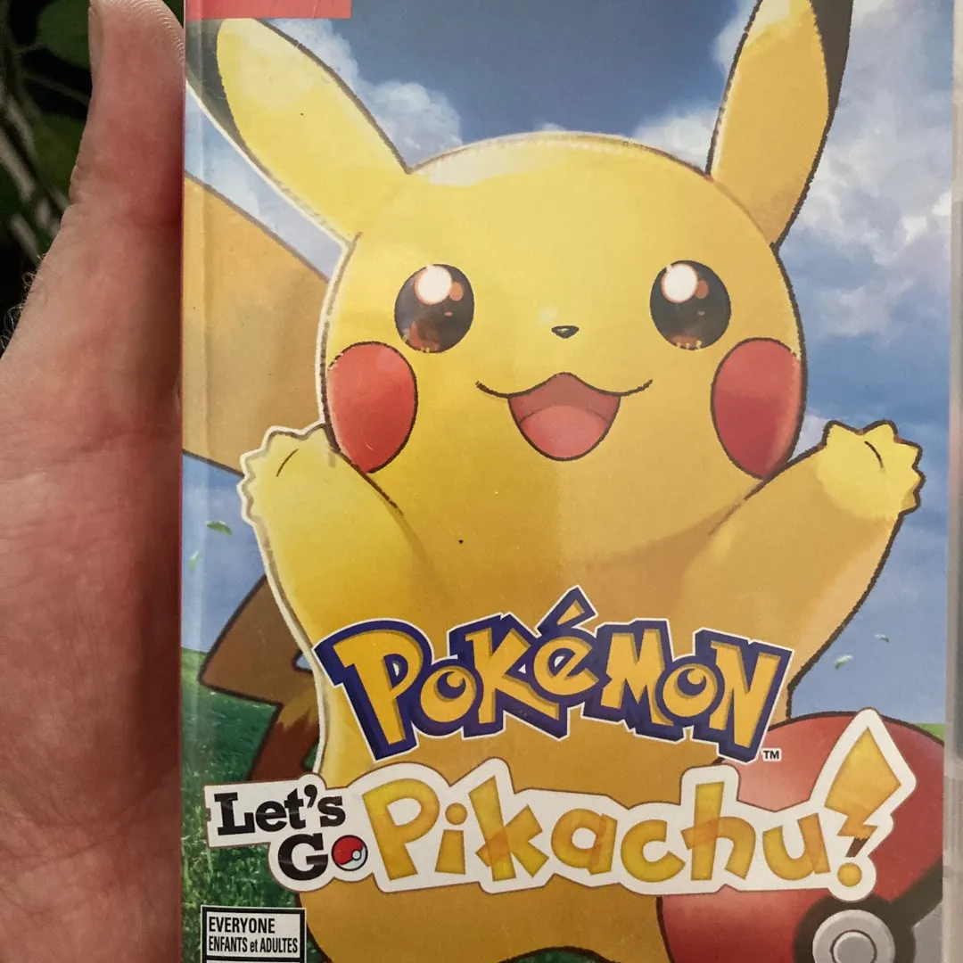 Pokémon Let’s Go Pikachu! (Mint) photo 1
