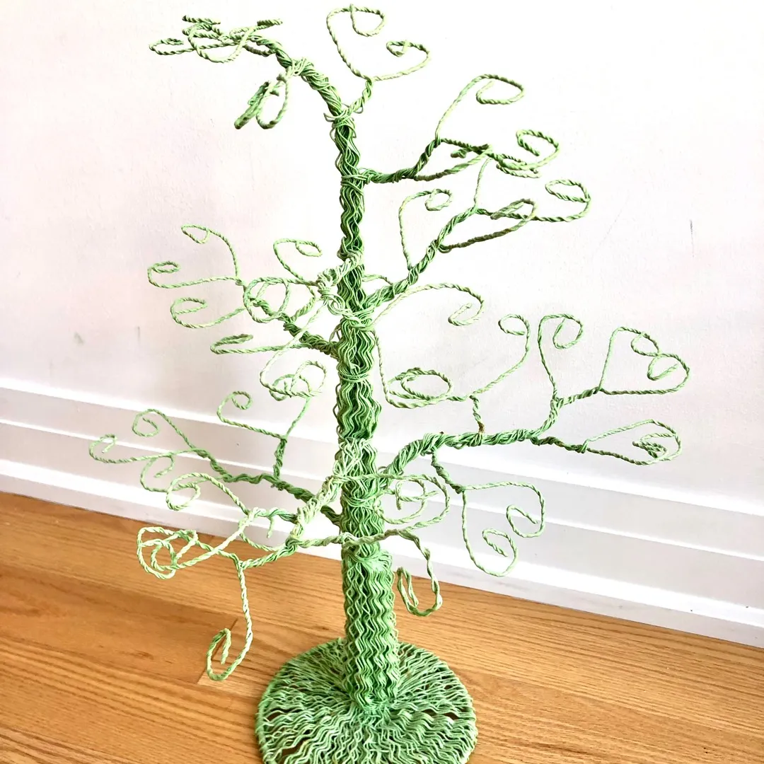 Wire Bendable Ornament Tree photo 1