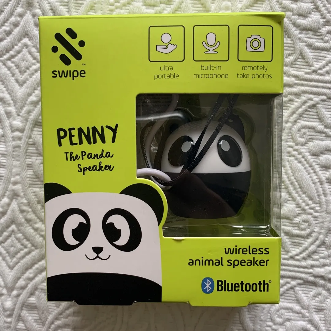 Bluetooth Panda Tiny Speaker photo 1