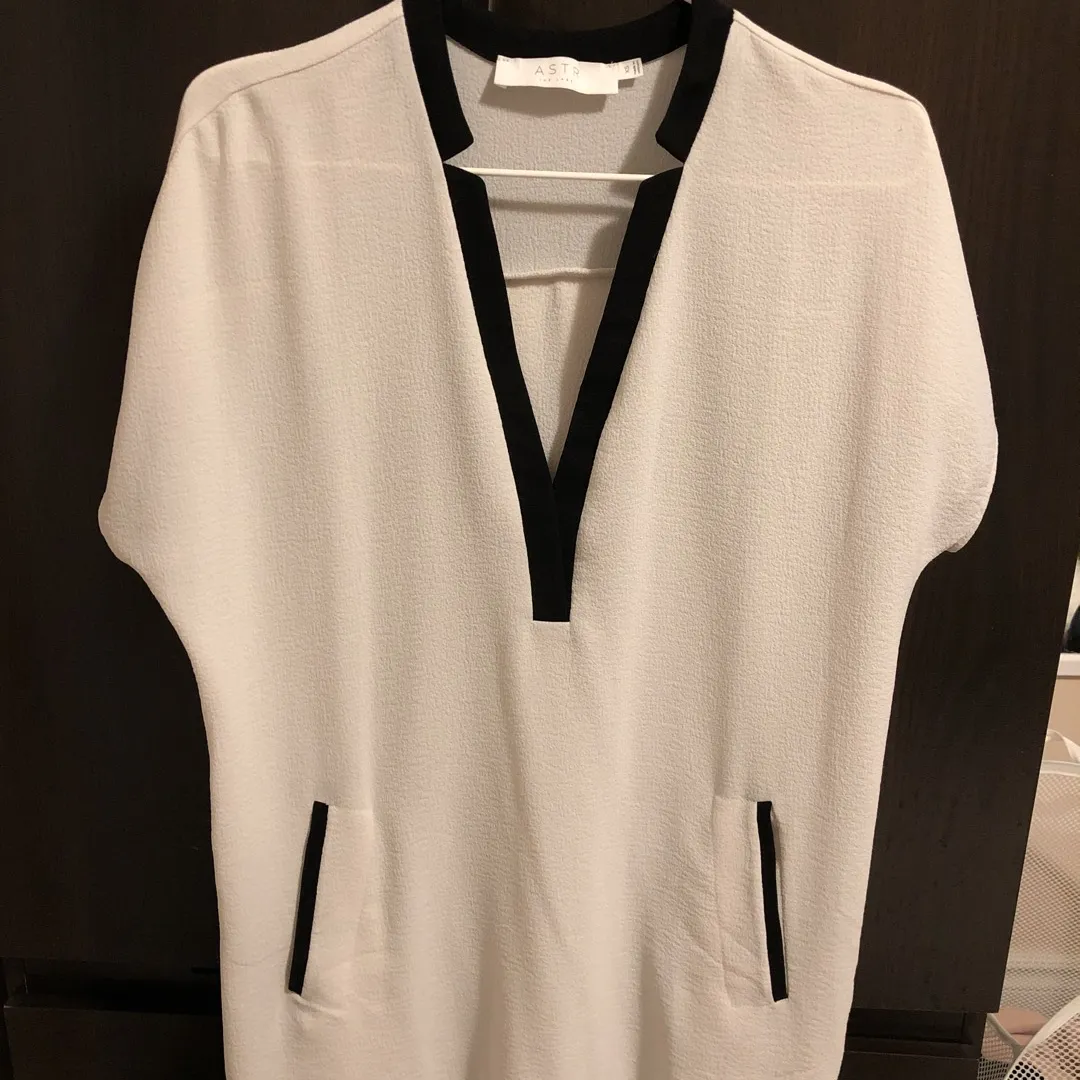 White Dress with Black Paneling photo 1