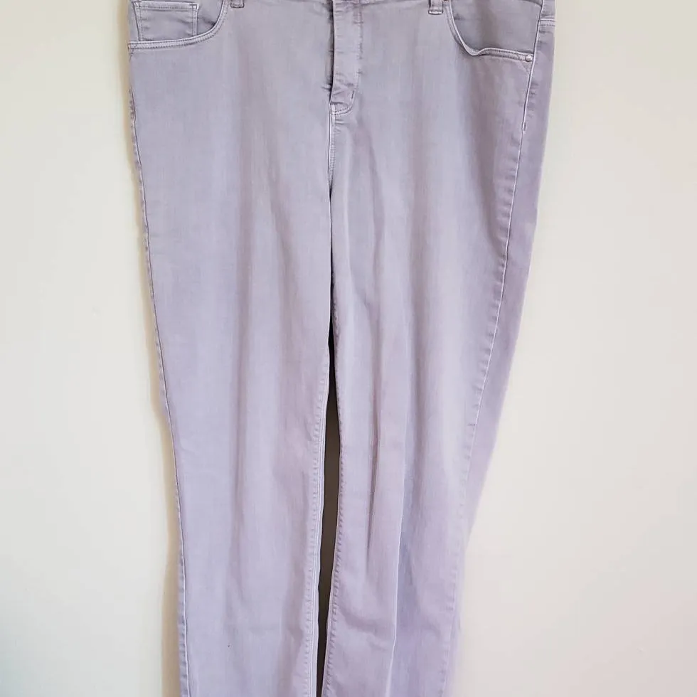 Light Purple Bootcut Jeans Size 16 photo 1