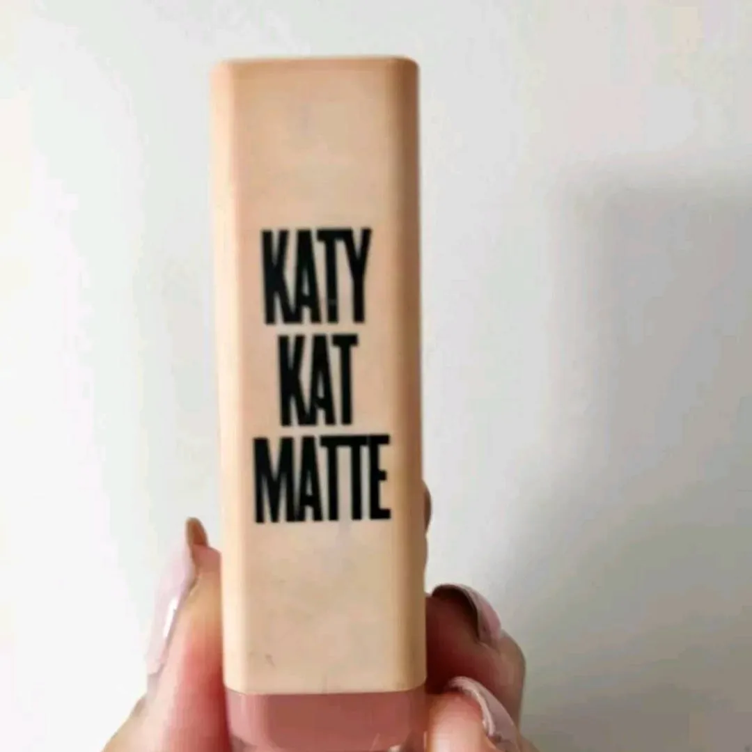 Katy Kat Matte in Sphinx 💄 photo 1