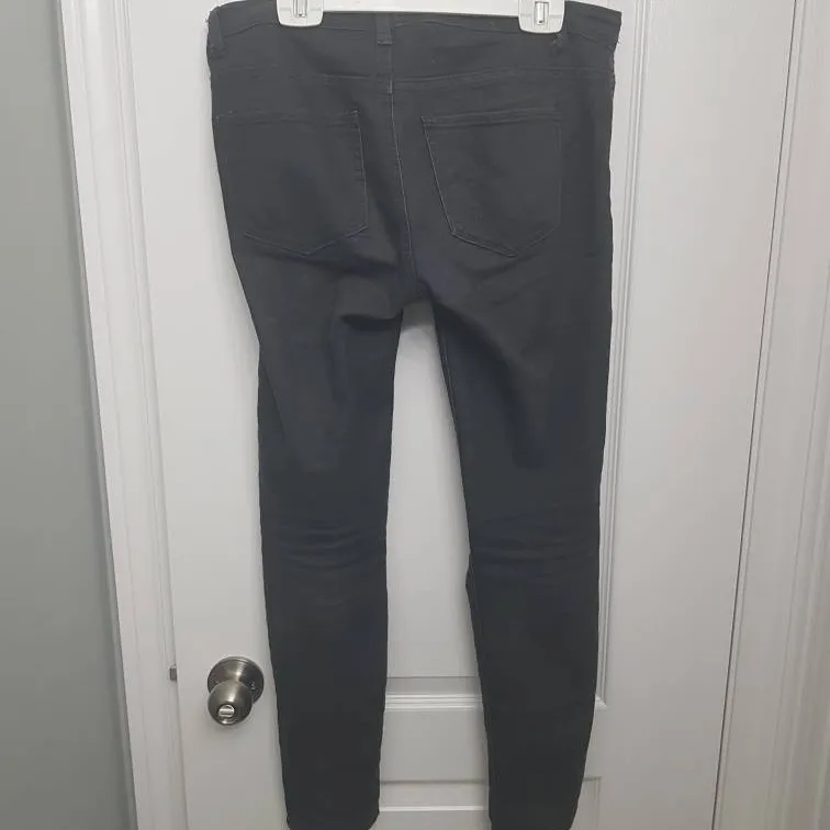 Forever 21 Jeans. Size 28 photo 5
