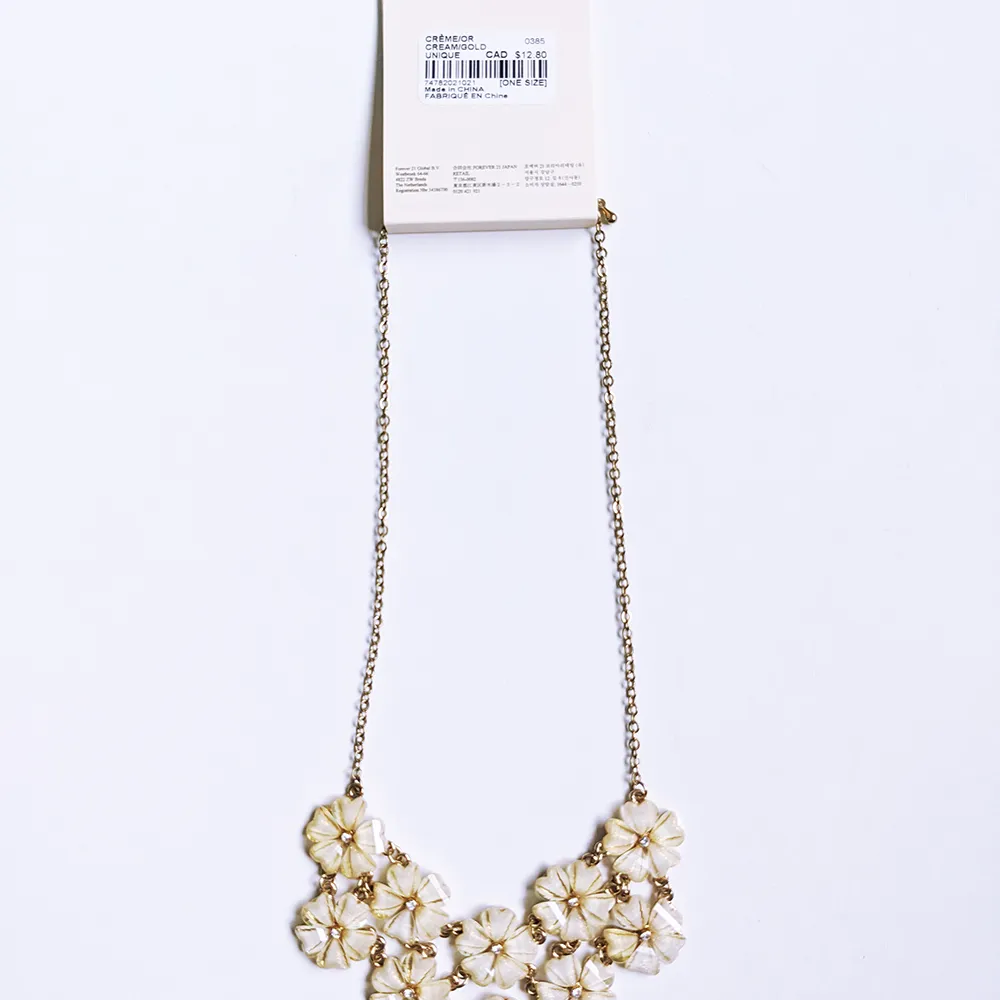 Forever 21 Floral Statement Necklace photo 3