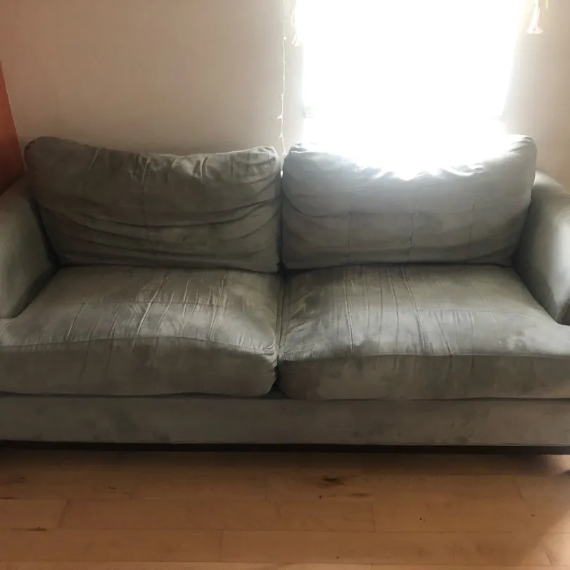 Free Couch photo 1