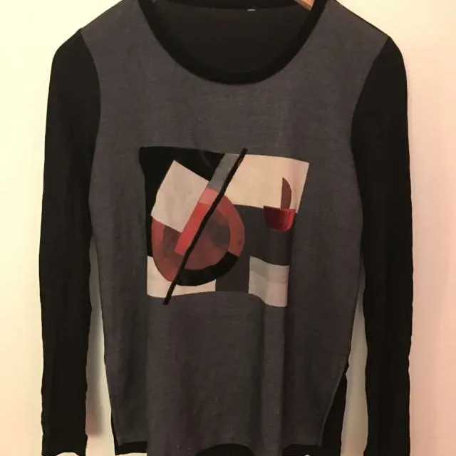 Sweater Size Medium/Large photo 1