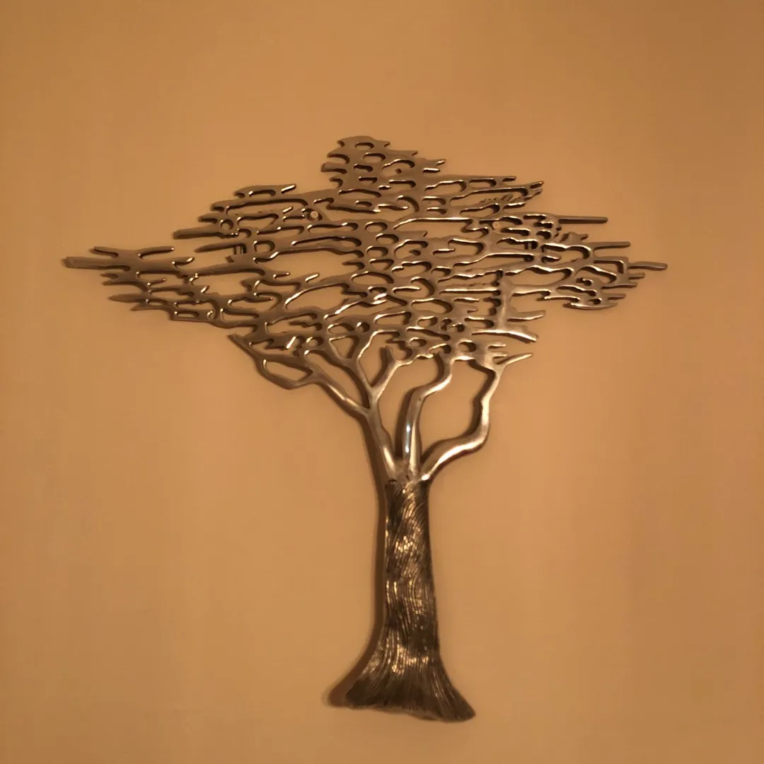 Metal Tree Art photo 1
