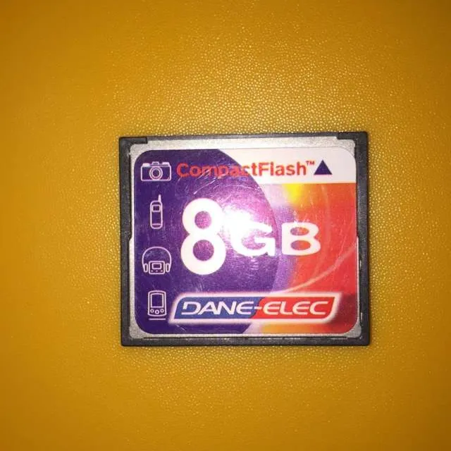 8 GB Compact Flash photo 1