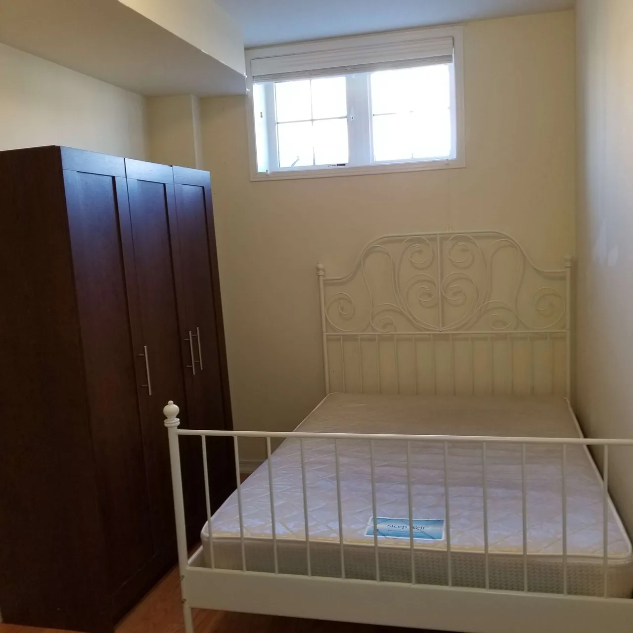 **female only** $700. Sublet from now (flexible move in date)... photo 8
