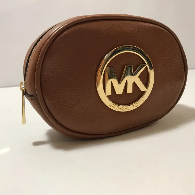 Michael Kors Leather Pouch photo 1
