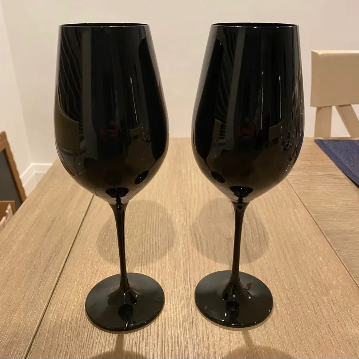 Black, crystal wine glasses photo 1