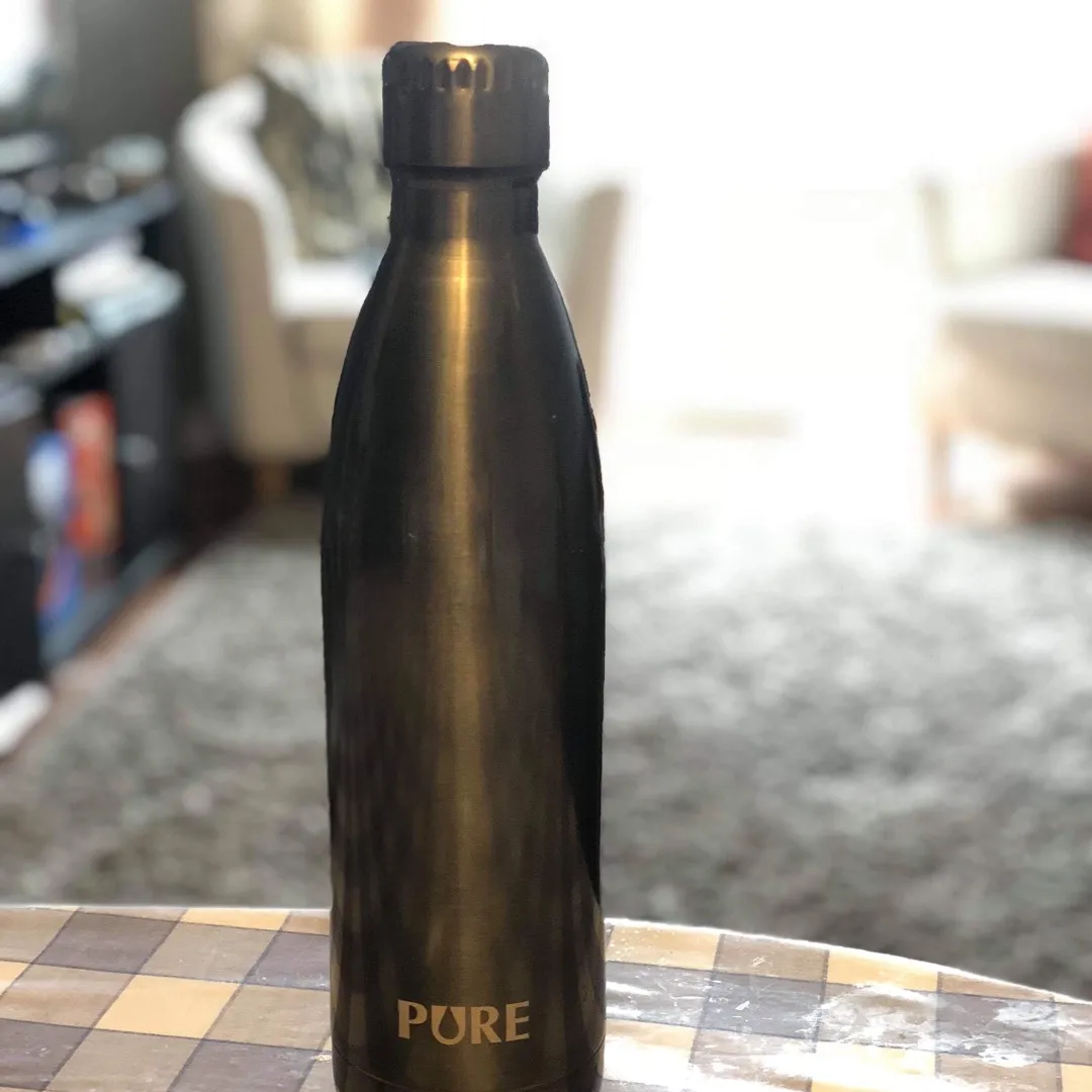 Pure Stainless Steel Water Bottle photo 1