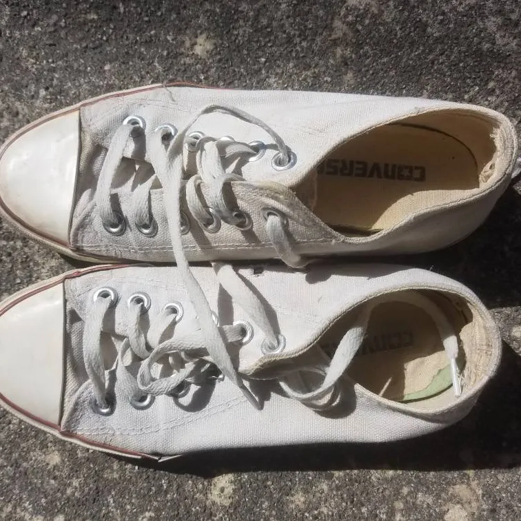 Size 7.5 Converse All Stars Shoes photo 1