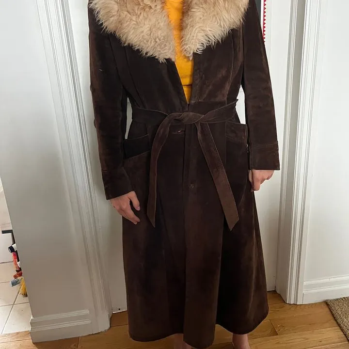 Vintage coat, suede shell and real fur lining, made in Canada photo 1