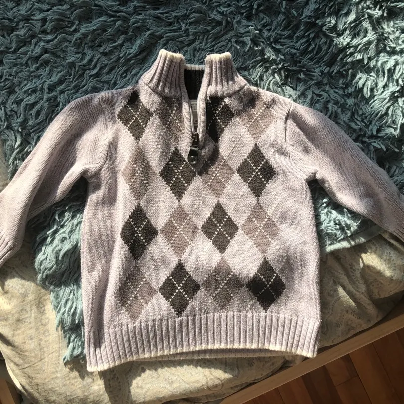 Child Sweater photo 1