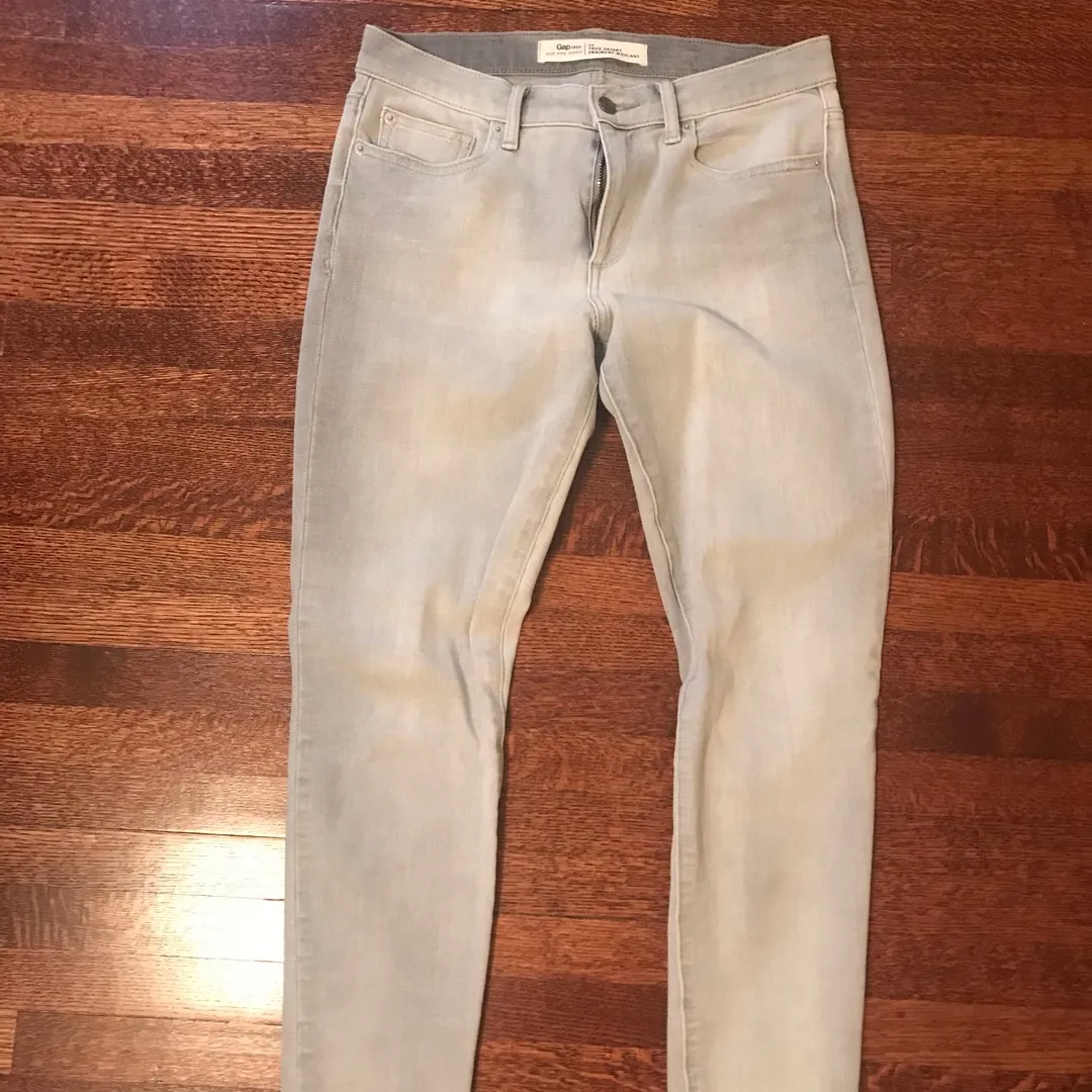 Gap For Good Light Grey Stretch Jeans Size 29 photo 1