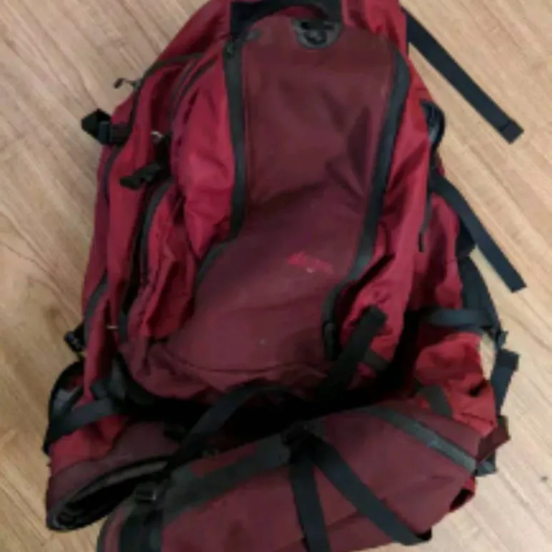 MEC 75L Women's Traveller's Backpack + Detachable Daypack (Pa... photo 1
