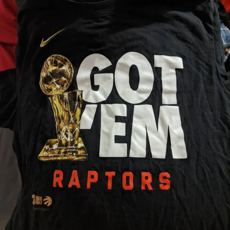 Raptors medium Men's Shirt photo 1