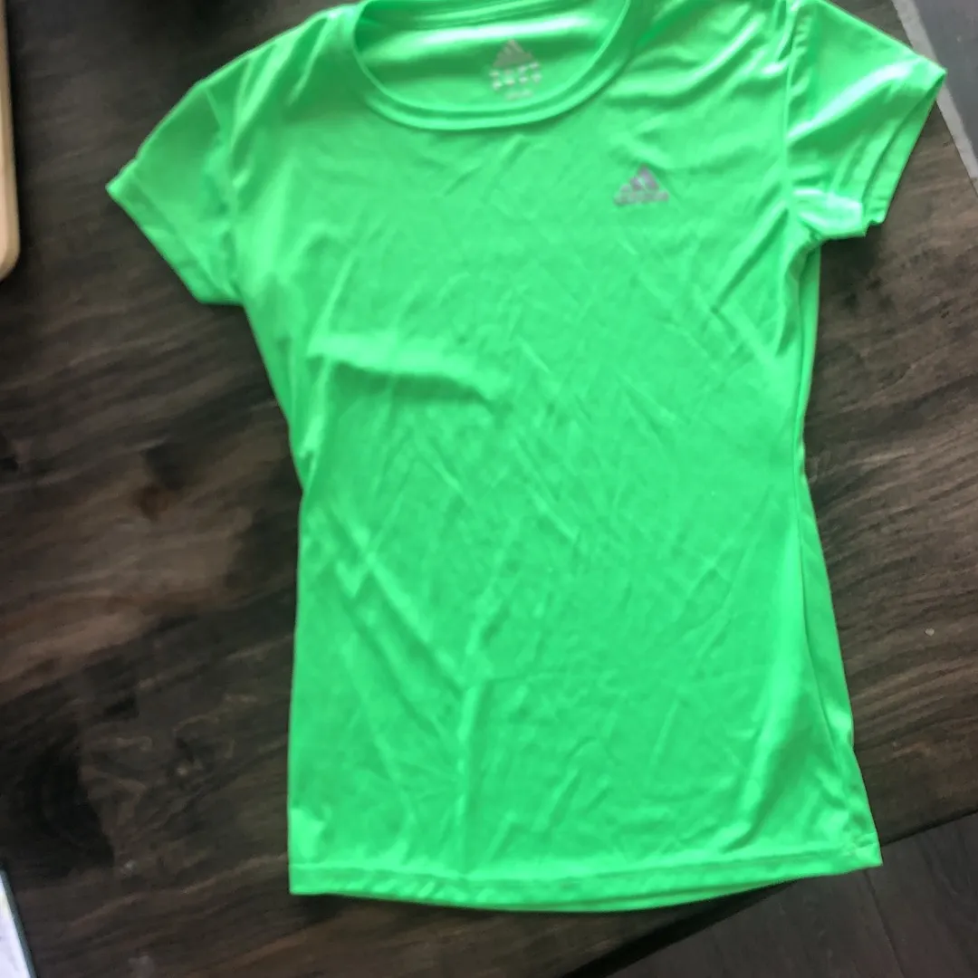 Adidas Green T-shirt, S photo 1