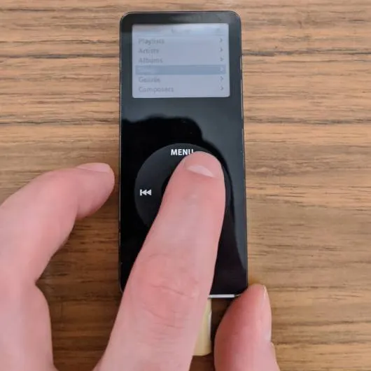 First Generation iPod Nano (Black) photo 3