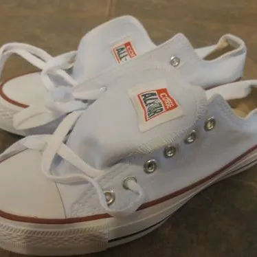 New Women's knockoff White Converse All-Star Shoes photo 1