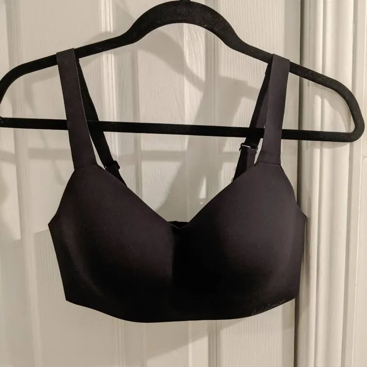 Lululemon Hold True Bra 34D - New With Tags photo 1