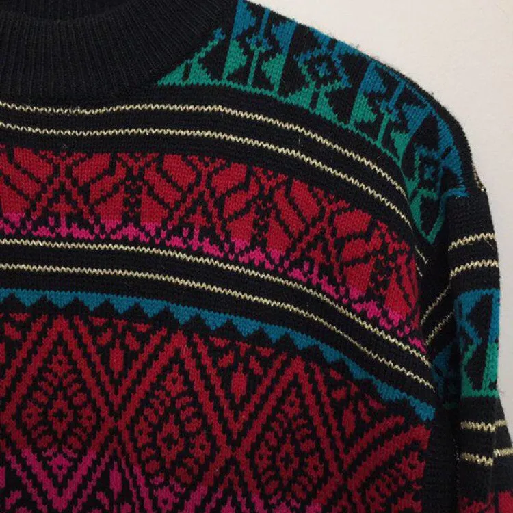 Repost - Vintage Sweater - Sz M photo 3