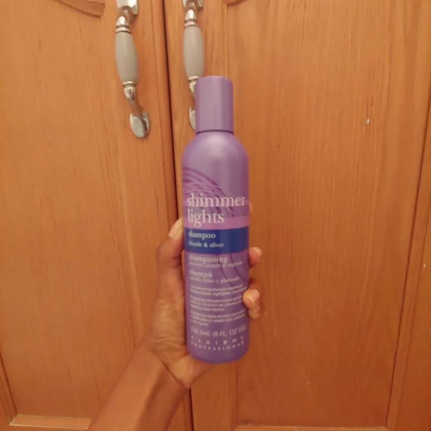 Shimmer Lights Purple Shampoo photo 1