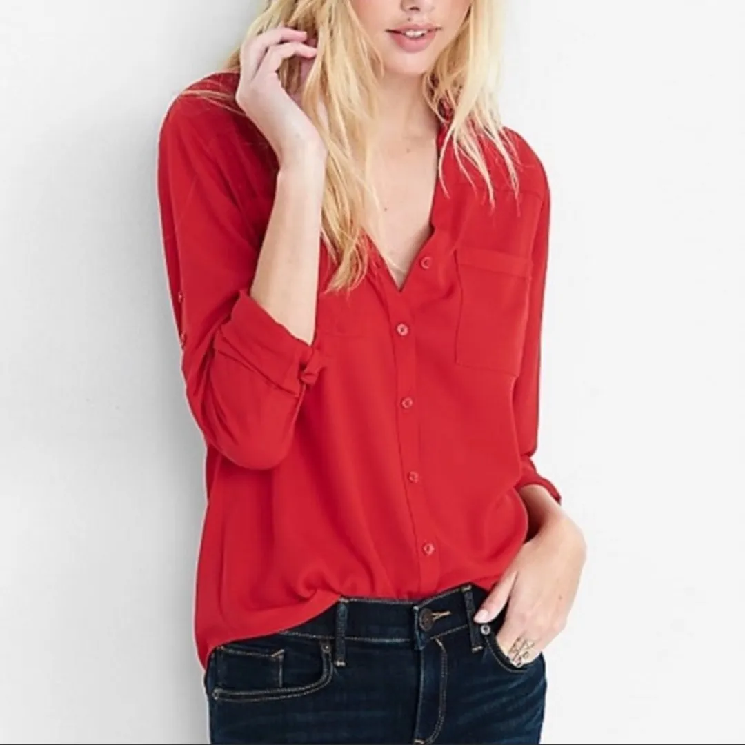 Red blouse photo 1