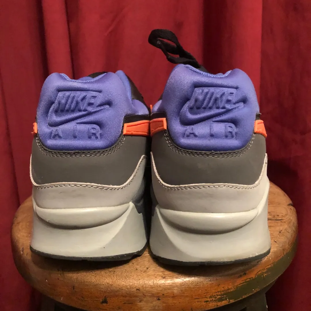 Nike Men's Air Max ST Black/Orange/Purple Sz 10.5 photo 3