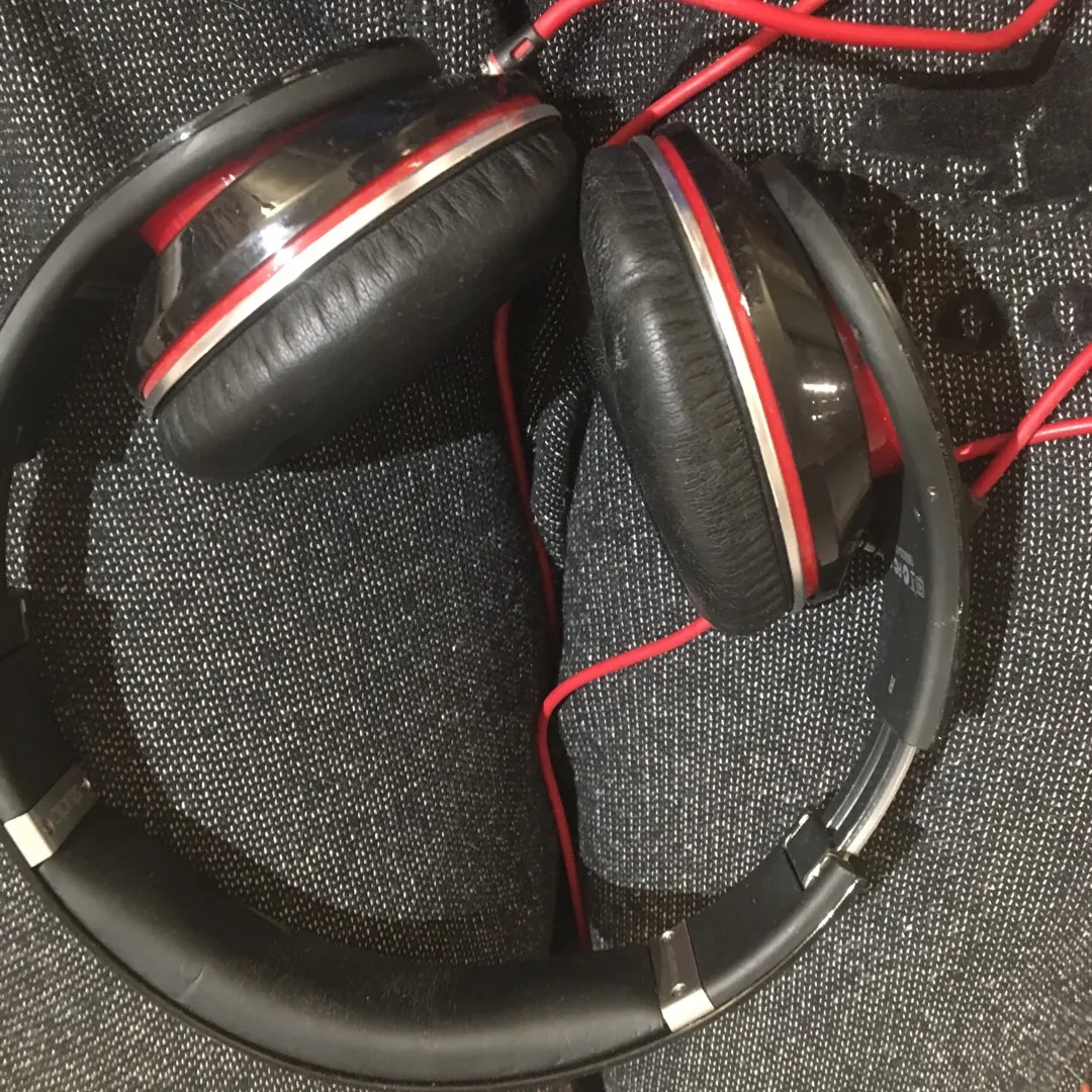 Beats by Dre Noise Cancelling photo 1